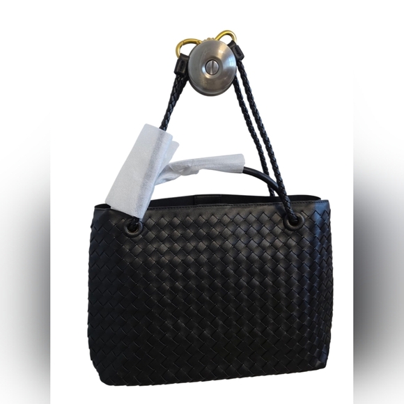 Dailando Handbags - Black Woven Handbag